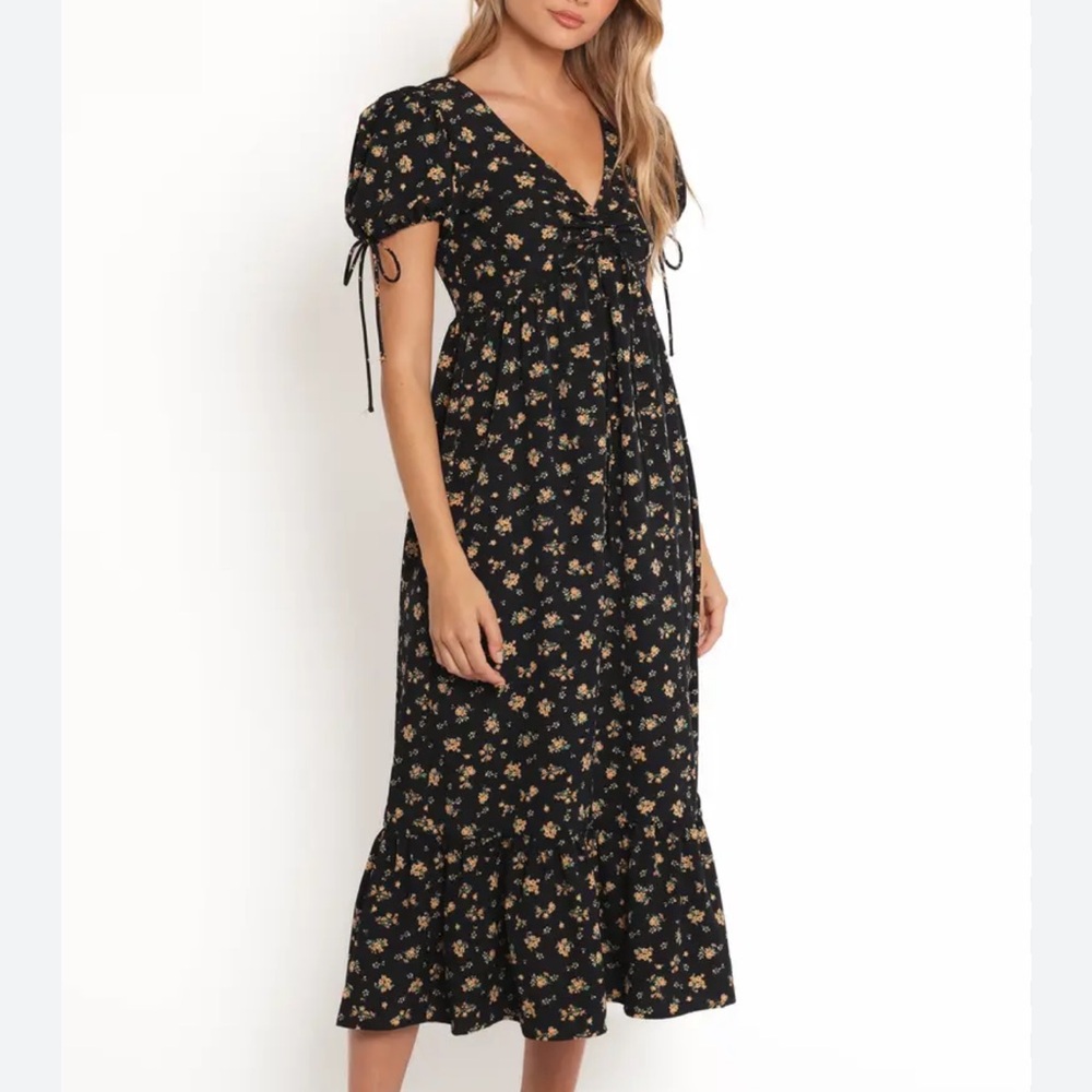 Petal & Pup Zina Puff Sleeve Midi Dress Size M